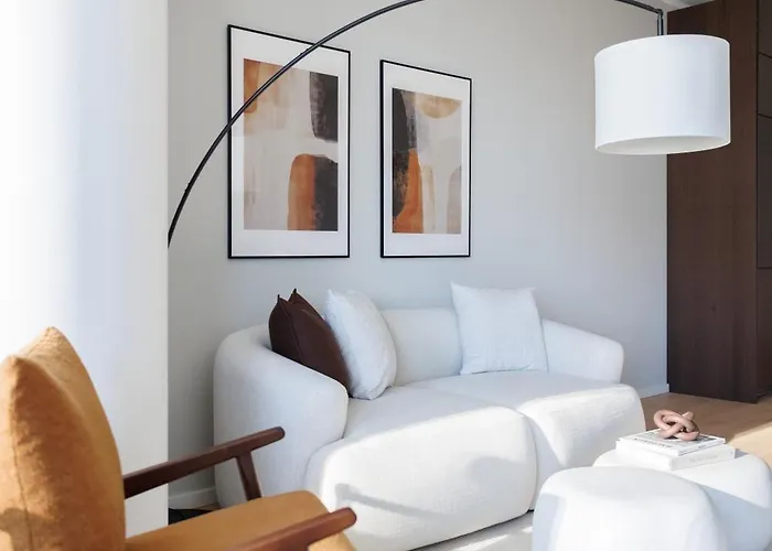Apartamento Skyline - Danube-view Balcony & Pool *