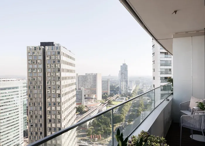 Skyline - Danube-view Balcony & Pool Apartamento Viena